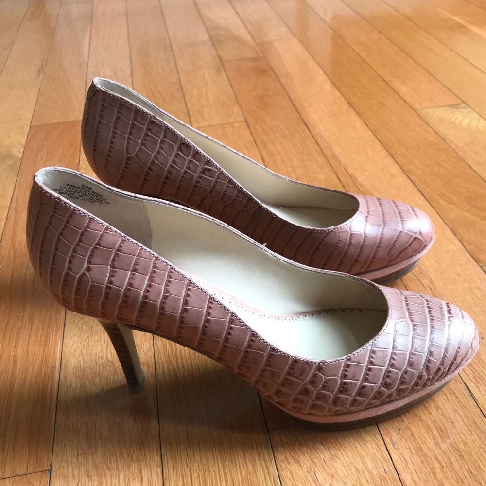 Nine West size 6 heels